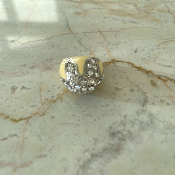ENAMEL & CRYSTALS RHINESTONES COCKTAIL RING - Picture 8 of 13